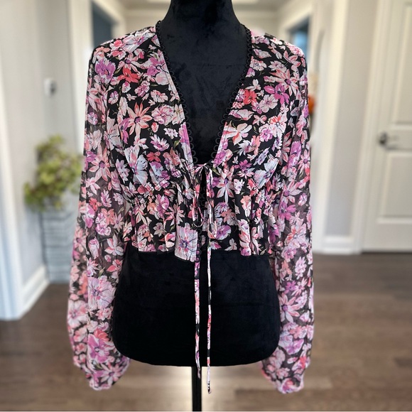 Nasty Gal Floral Chiffon Balloon Sleeve Blouse Women US Size 8 UK 12 - Picture 4 of 14